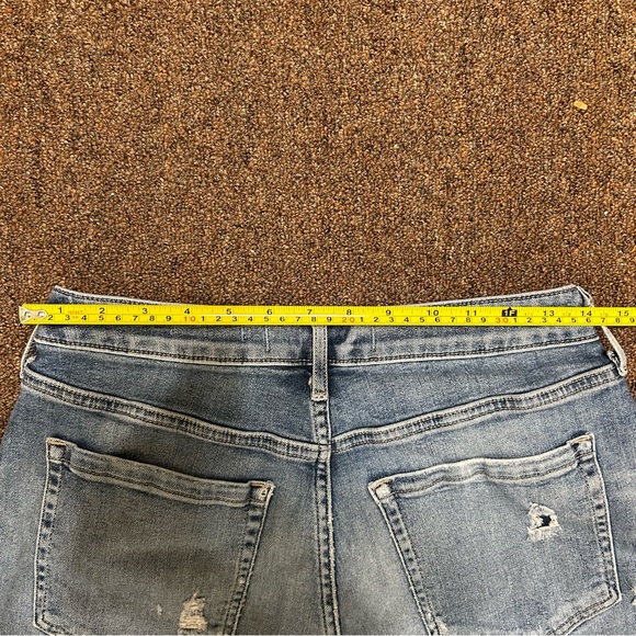 Hollister Ultra High Rise Mom Jeans Women Juniors Size 13R Button Fly Distressed - Picture 5 of 5